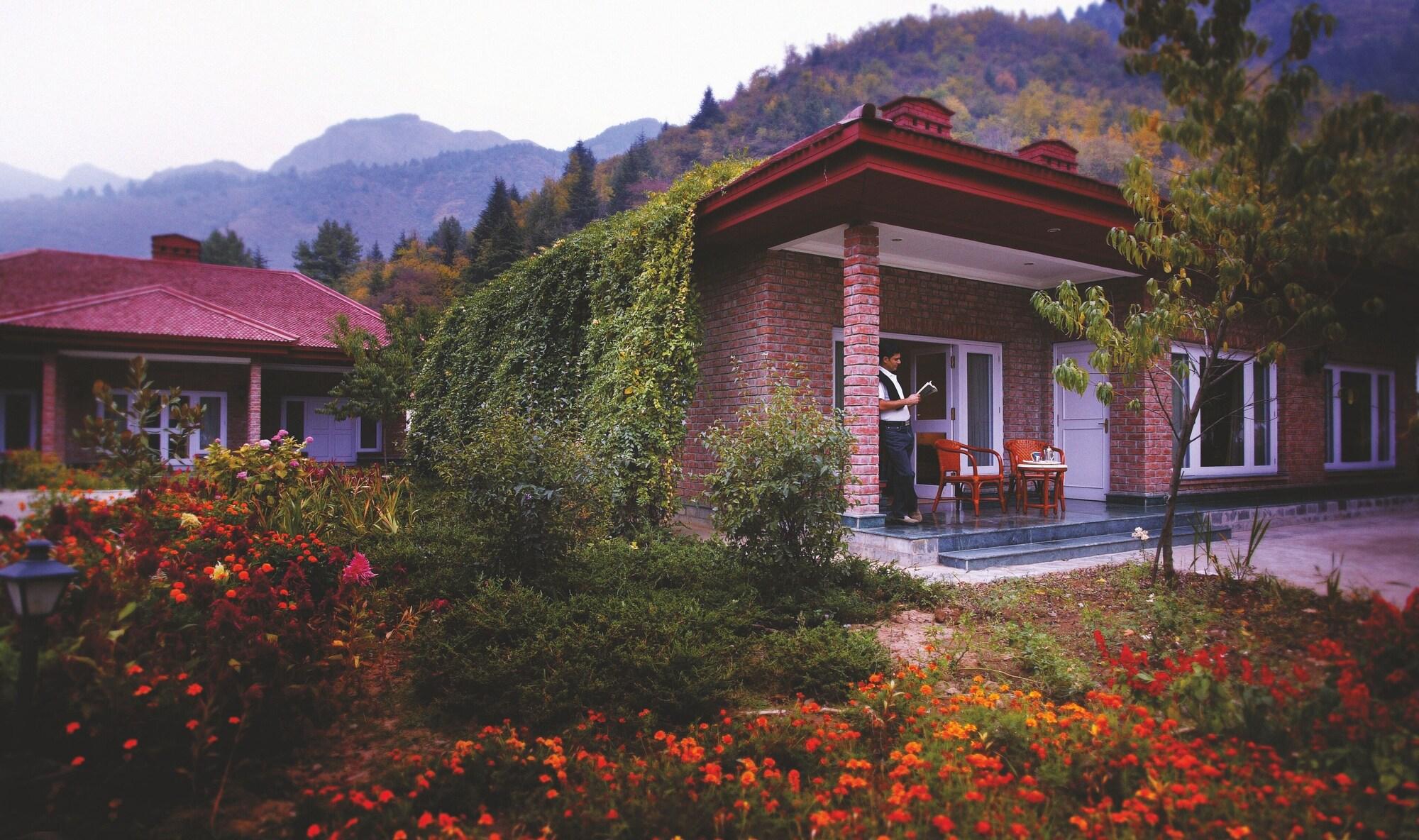 The Lalit Grand Palace Srinagar Srīnagar Exterior foto