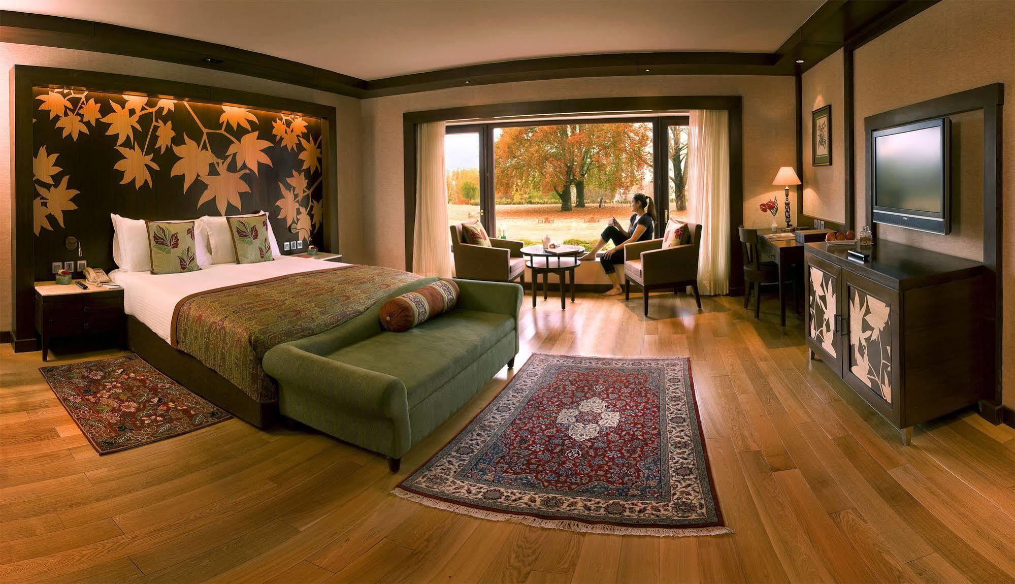 The Lalit Grand Palace Srinagar Srīnagar Quarto foto